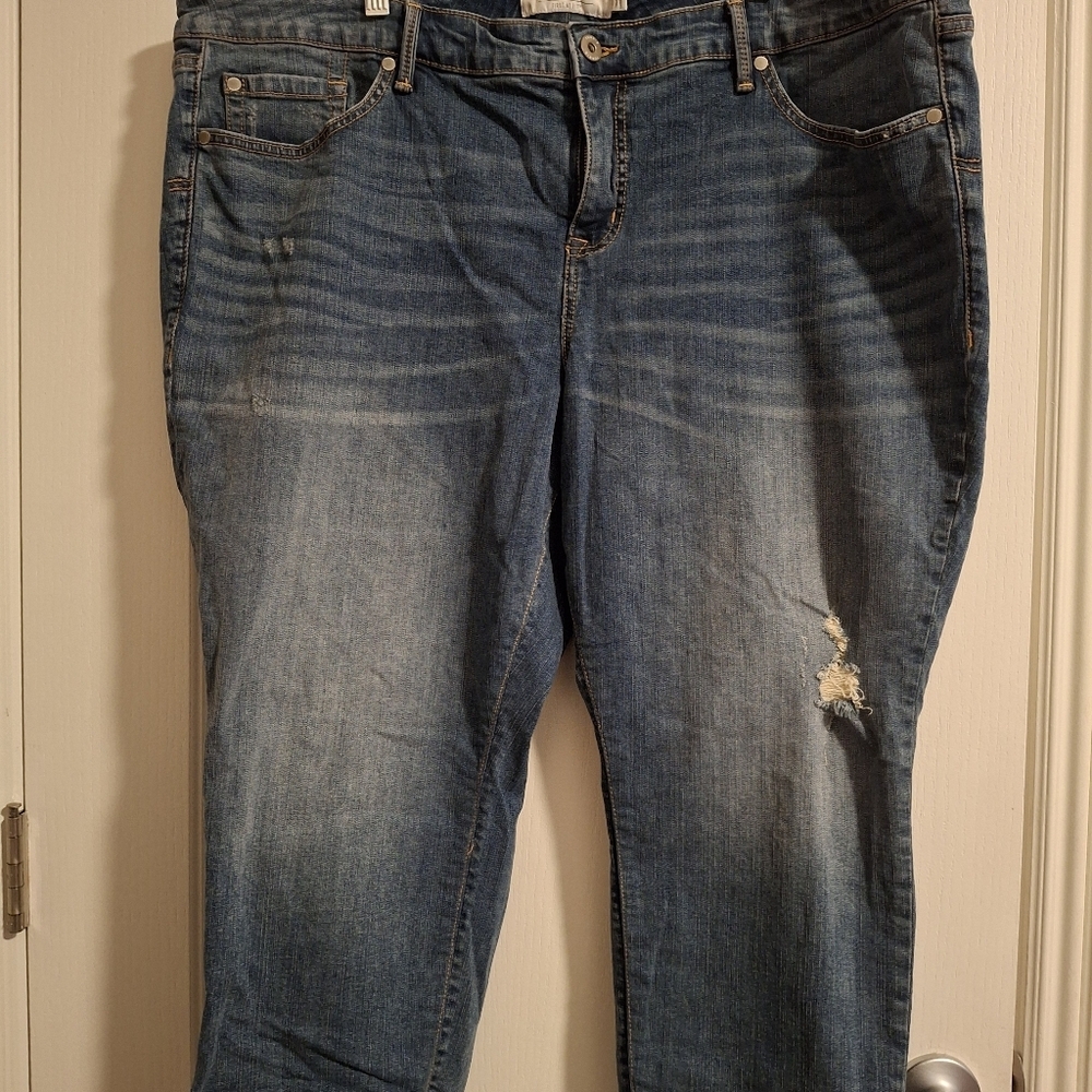 Classic Blue Women's Denim Jeans - Stylish Faded Wash - Picture 1 of 7